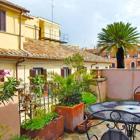 Charming Terrace By Interhome شقة